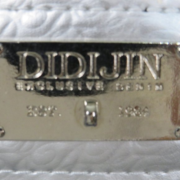 DIDIJIN* Junior's Denim Jean Shorts Size 15~ Studded Design - Picture 4 of 7